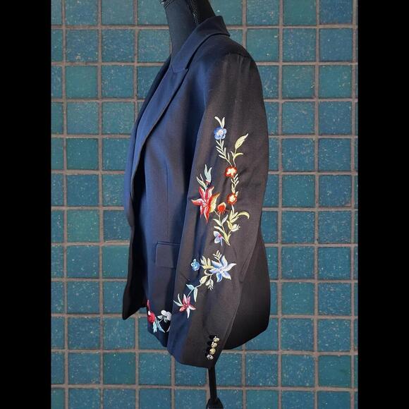 Retro Blazer - versatile, statment embroidery, chic vintage​​ - Picture 5 of 14